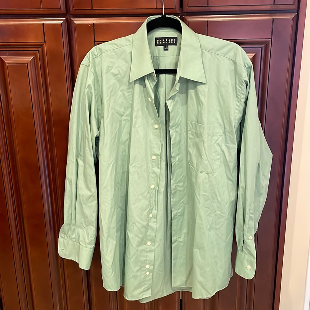 Never worn mens dress shirt with long sleeves